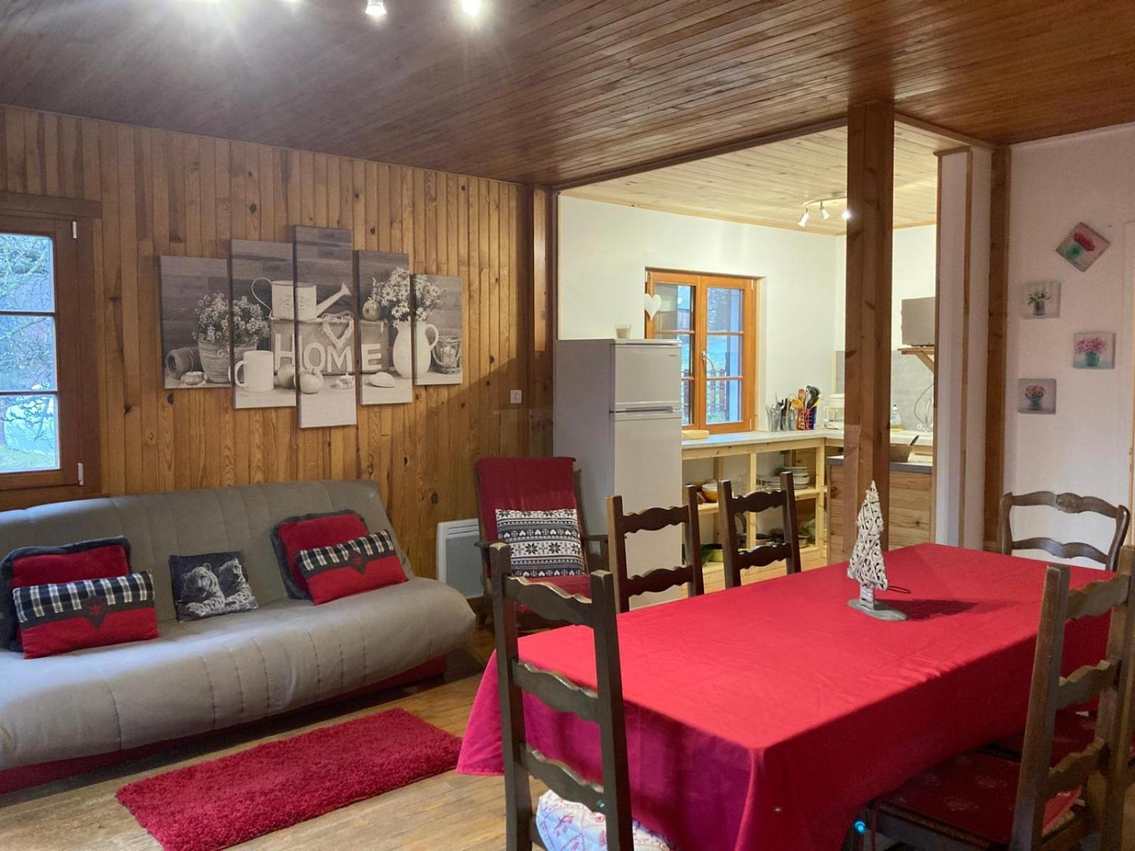 Camping, Hotel De Plein Air Les Cariamas Chateauroux-les-Alpes ภายนอก รูปภาพ